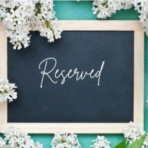 Reserved @9nerkitty Olight Flashlight